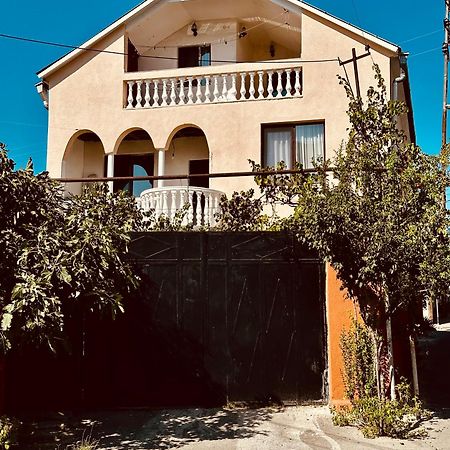 Family Guesthouse - Macharashvili Tbilisi Eksteriør bilde