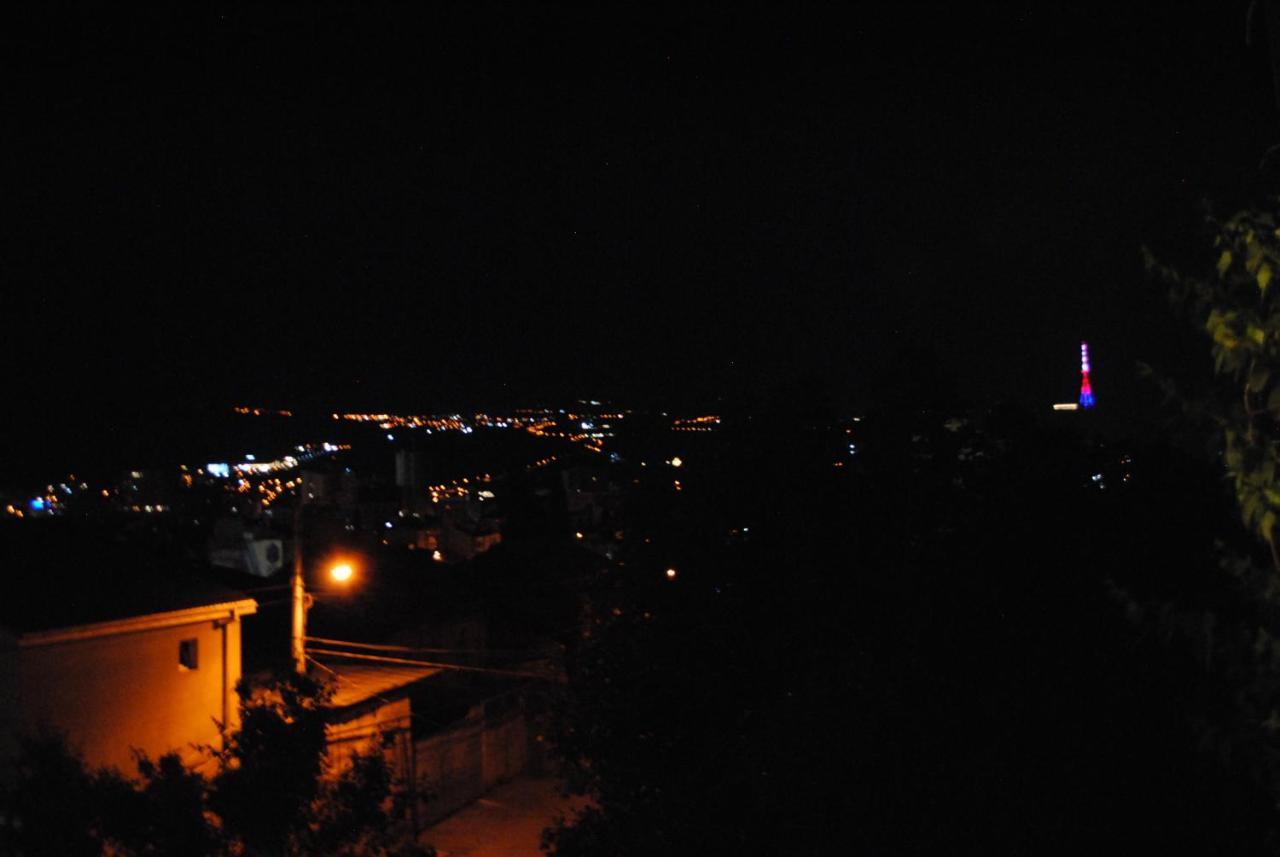 Family Guesthouse - Macharashvili Tbilisi Eksteriør bilde