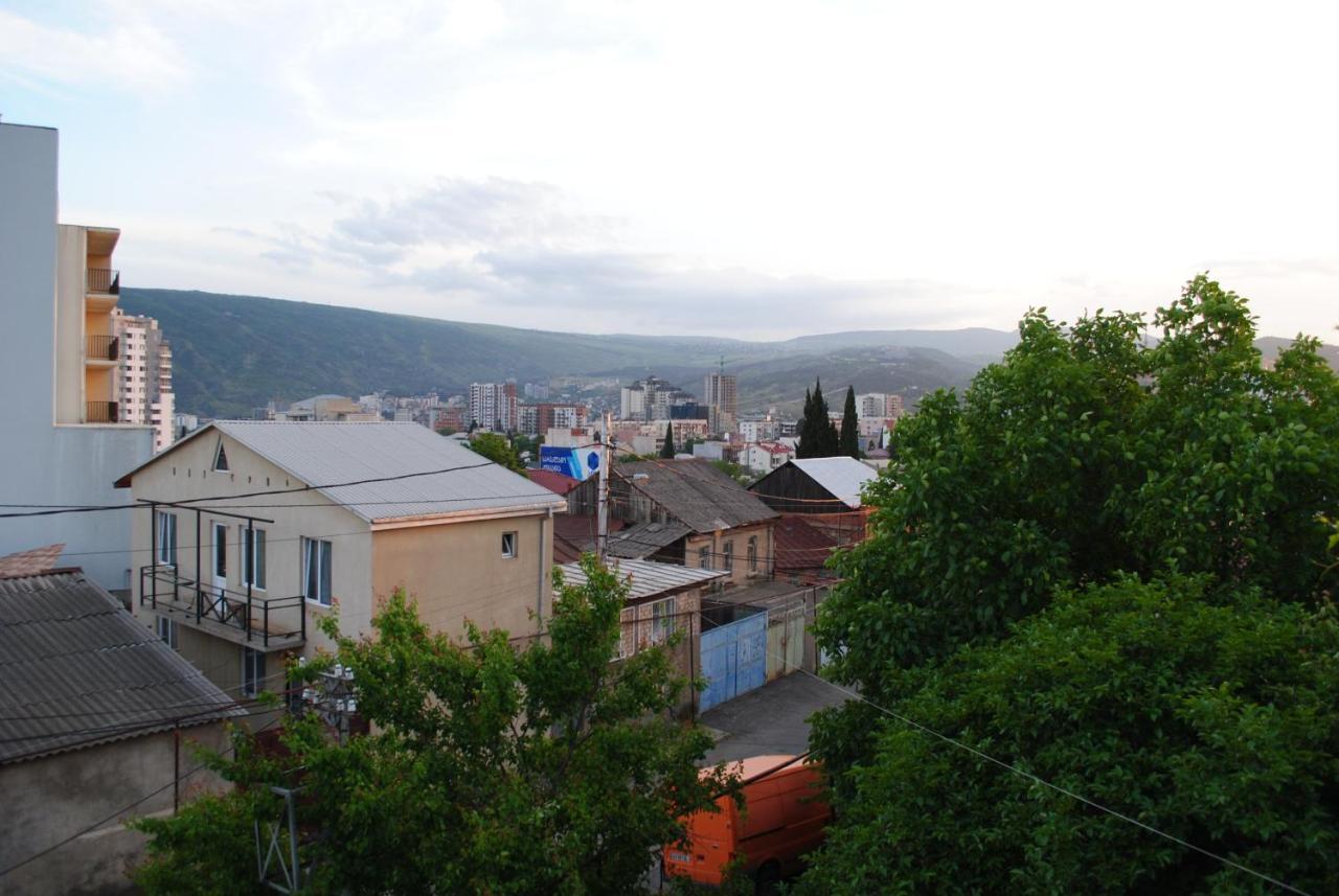 Family Guesthouse - Macharashvili Tbilisi Eksteriør bilde