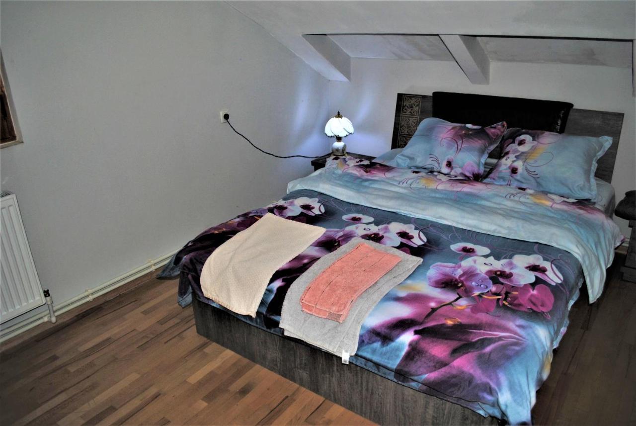 Family Guesthouse - Macharashvili Tbilisi Eksteriør bilde