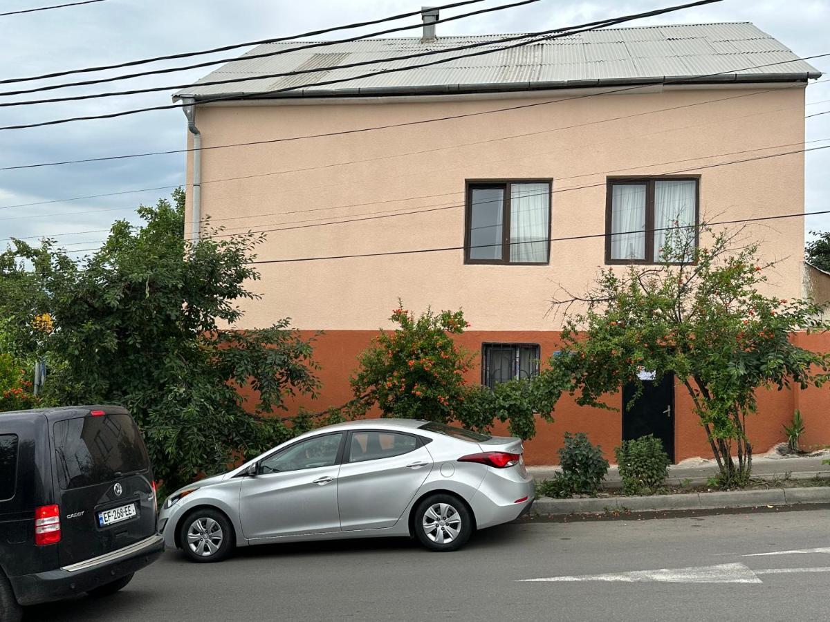 Family Guesthouse - Macharashvili Tbilisi Eksteriør bilde