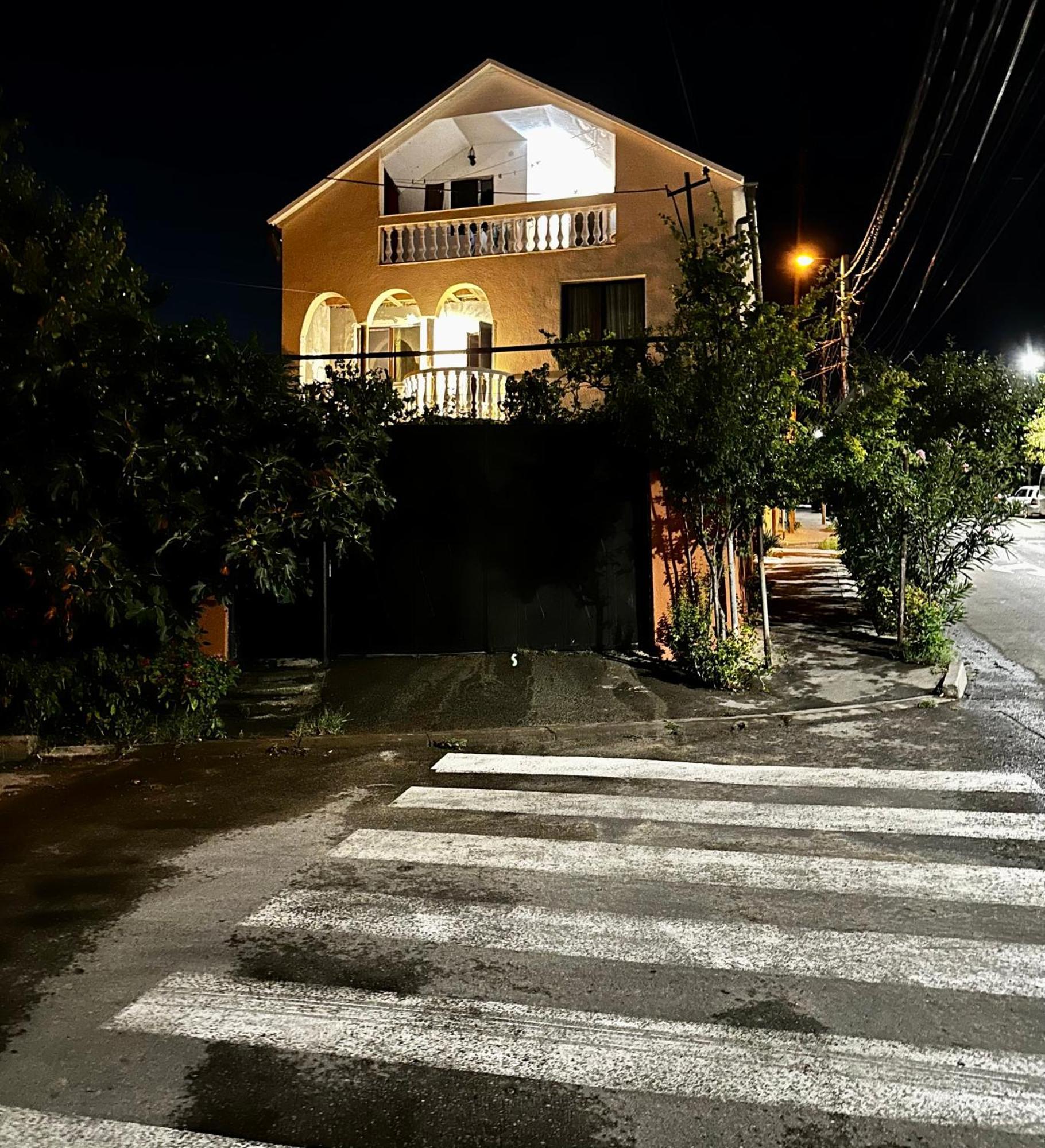 Family Guesthouse - Macharashvili Tbilisi Eksteriør bilde